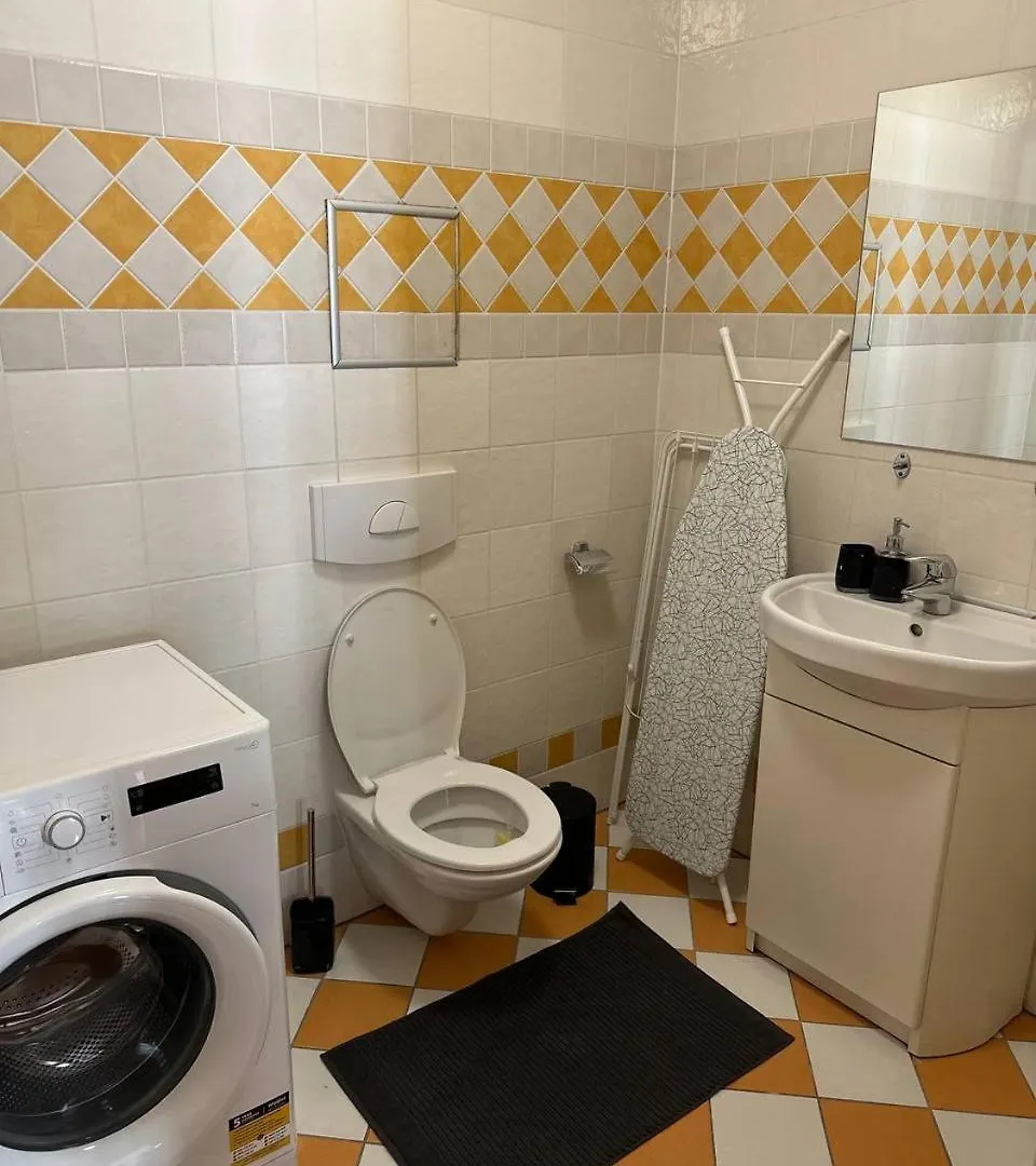 Spacious Elegance - A Central Gem Praga 0*,