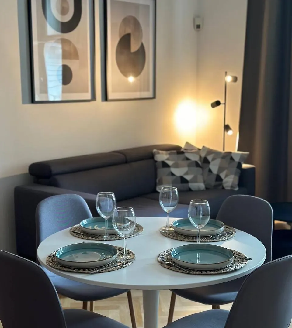 Spacious Elegance - A Central Gem Praga Apartamento